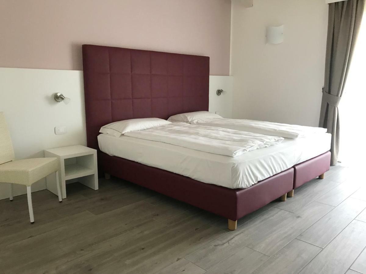Maso Tobel Riva Del Garda Villa Kültér fotó