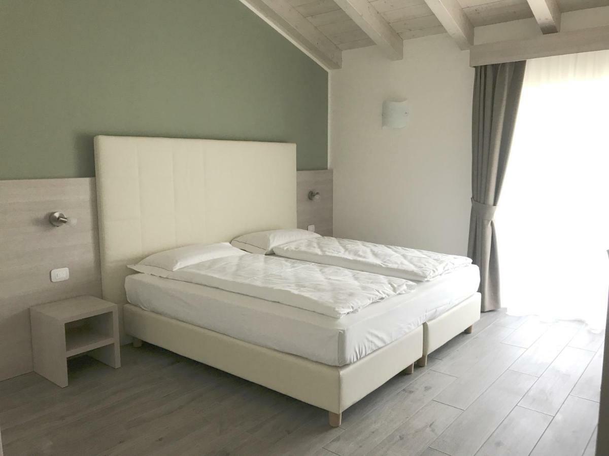 Maso Tobel Riva Del Garda Villa Kültér fotó